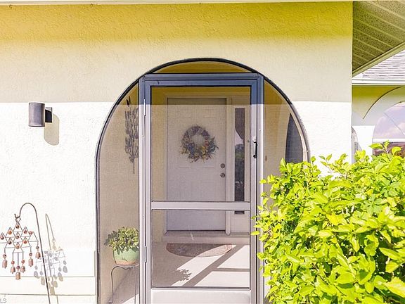4th image of 1424 NW 12th Pl