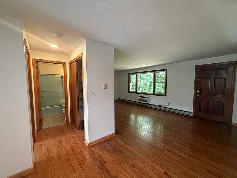 65 South Rd #18 — Photo 3