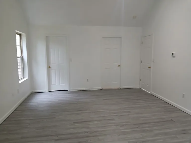 556 Airport Rd — Photo 18