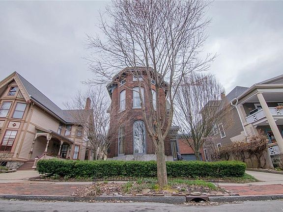 2nd image of 163 Park St