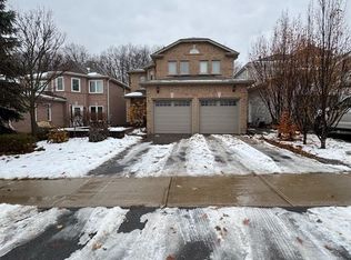 100 Larratt Ln, Richmond Hill, ON L4C0E3