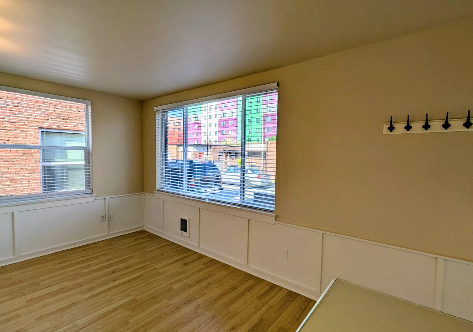 1206 S 11th St — Photo 3