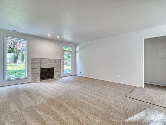 5th image of 1114 27th Street Ct NW