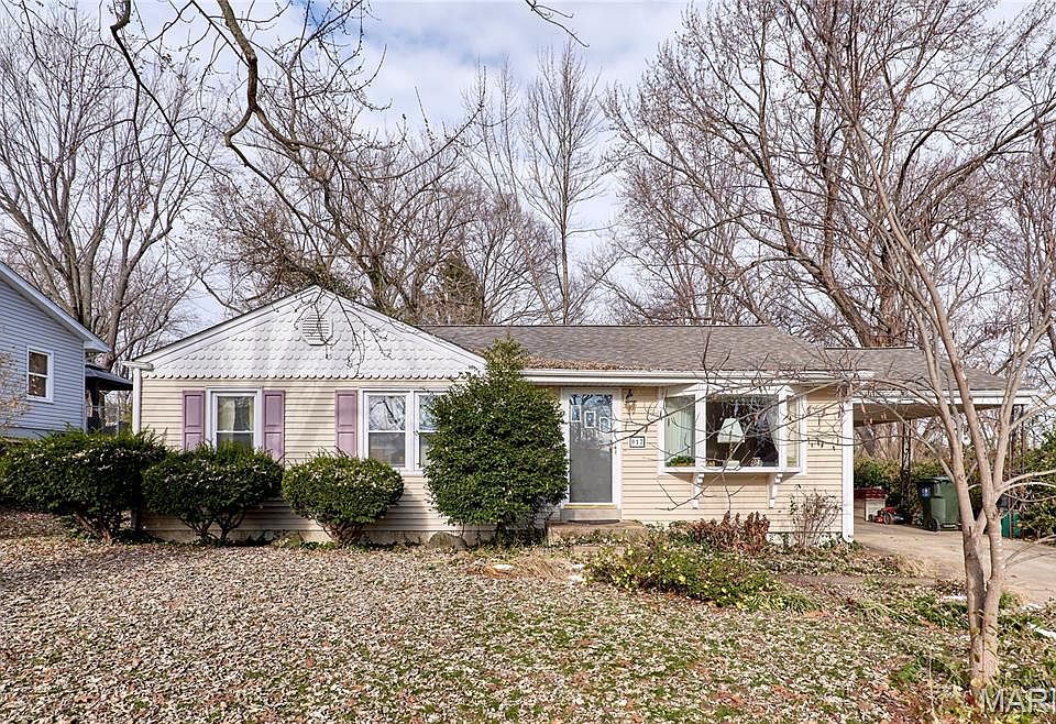 1st image of 917 Hawthorn Ave