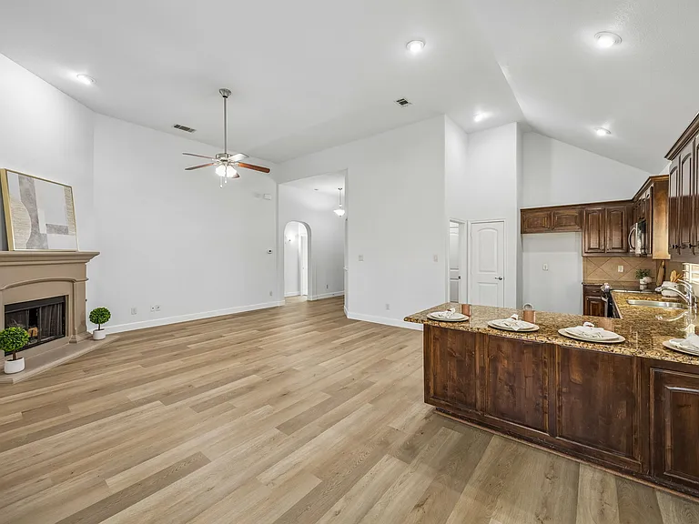 10445 Merced Lake Rd — Photo 3