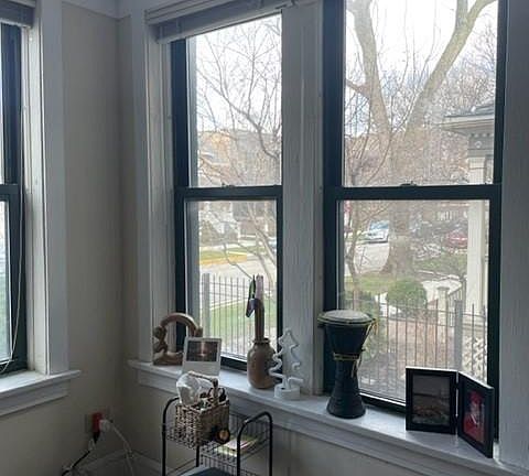 2nd image of 4519 N Whipple St #1