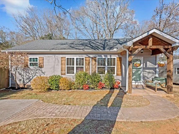415 Darlington Ave, Greenville, SC 29609