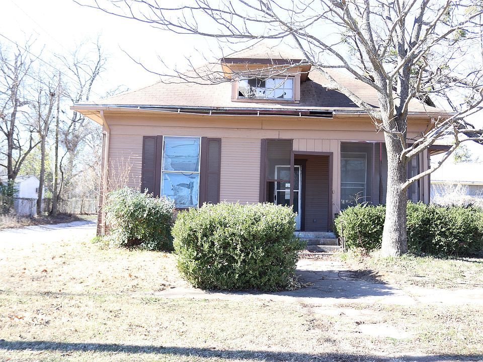 1st image of 417 N Scullin Ave