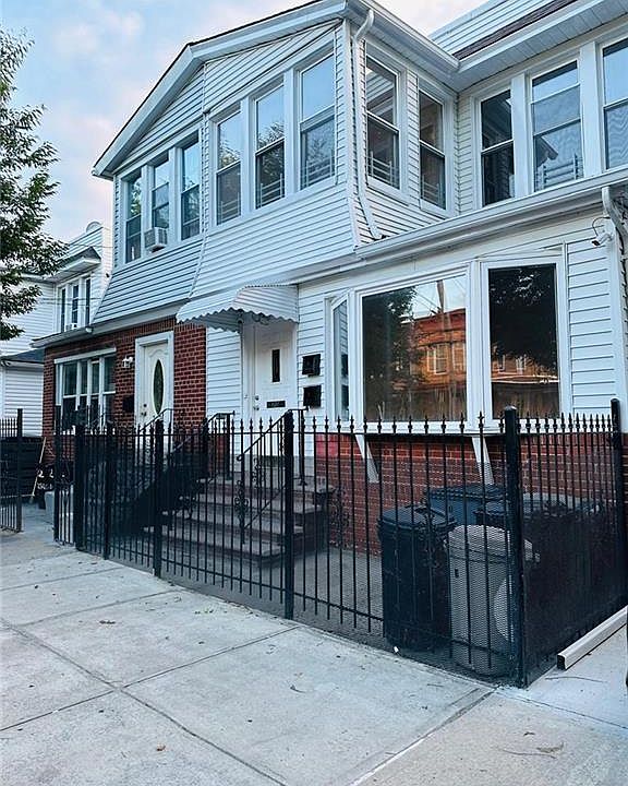 1st image of 70 Nichols Ave
