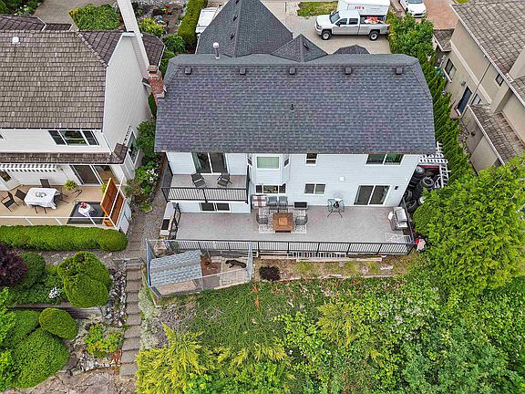 2nd image of 35834 Eaglecrest Dr