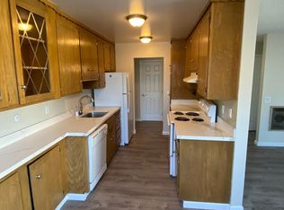 301 Perkins St APT 302, Oakland, CA 94610