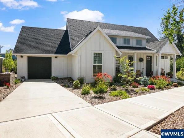 1864 John Muir Cir, Salem, OR 97302