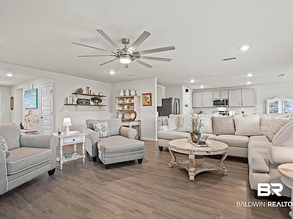 5th image of 14483 Buttonwood Ln