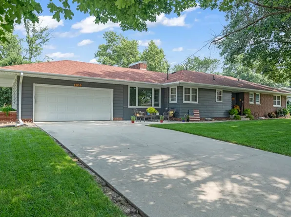 1104 S 14th Ave W, Newton, IA 50208