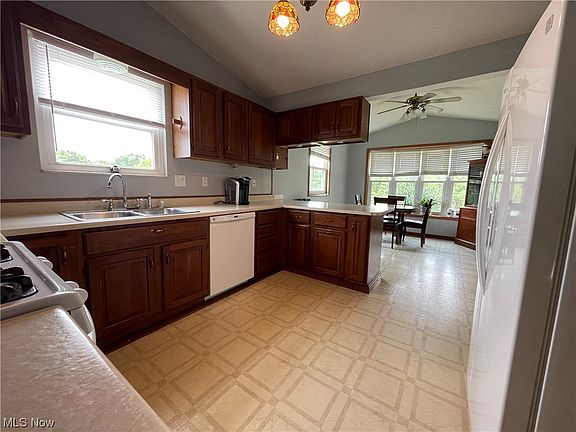 2nd image of 200 Captain Ames Dr