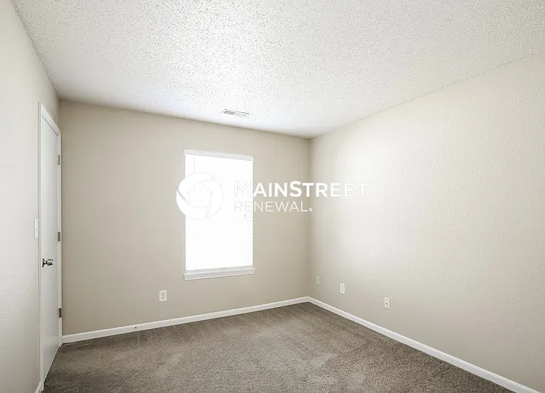 625 Locust Grove Ln — Photo 10