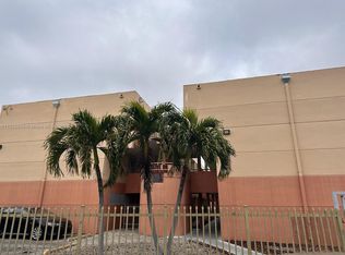 5 Olive Dr APT 26, Hialeah, FL 33010