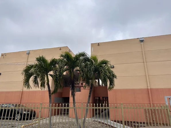 5 Olive Dr APT 26, Hialeah, FL 33010