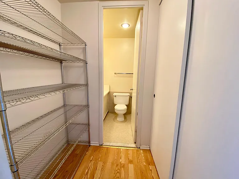 2400 N Lakeview Ave #904 — Photo 11
