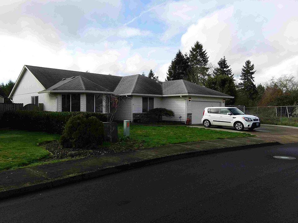 1st image of 15501 NE 74th St