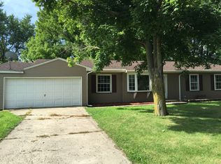 825 E Talisman Dr, Terre Haute, IN 47802