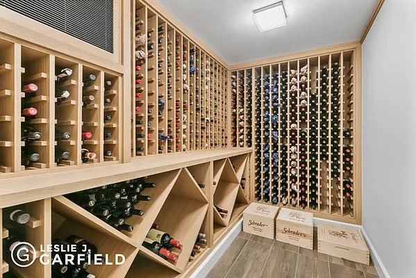 Sold by Leslie J. Garfield | media 27