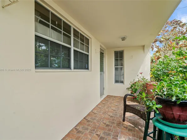 17157 SW 112th Ct #Ii2444, Miami, FL 33157