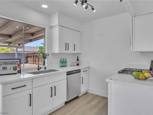 3921 Alameda Ave, Las Vegas, NV 89110