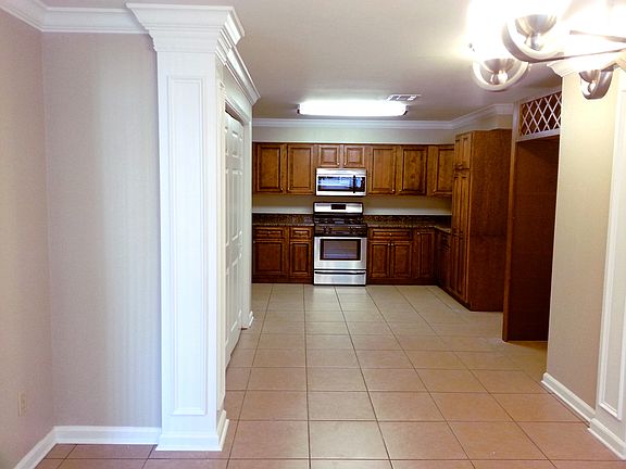 4th image of 2908 Chalona Dr