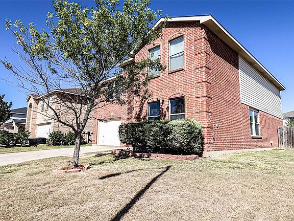 3rd image of 3860 Golden Horn Ln