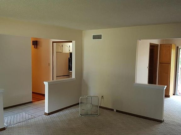 5th image of 8729 N Edison Ave