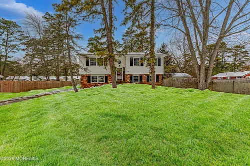 202 Manahawkin Trl Photo 1