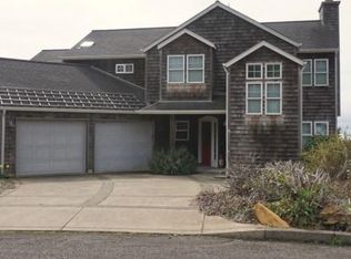 5319 NE Port Pl, Lincoln City, OR