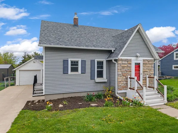 530 2nd Ave NW, Plainview, MN 55964