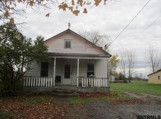 37 Northern Pines Rd, Gansevoort, NY 12831