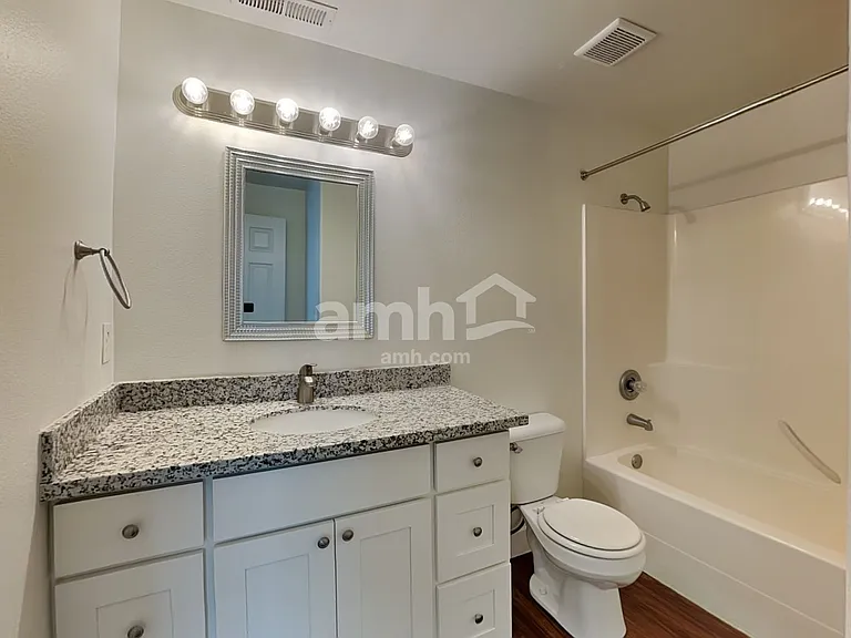 1318 SW 176th Ter — Photo 18