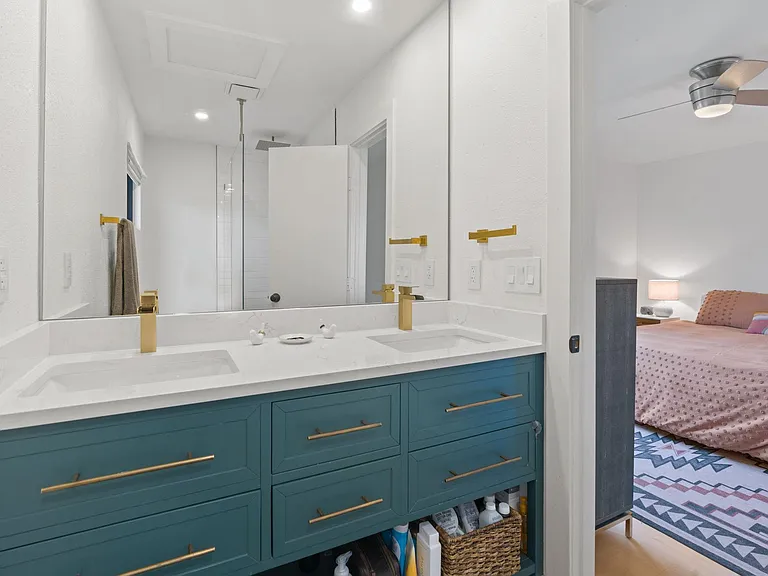 7106 Colony Park Dr — Photo 16