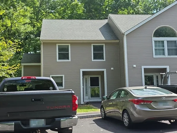 11 Village Falls Way #11, Merrimack, NH 03054