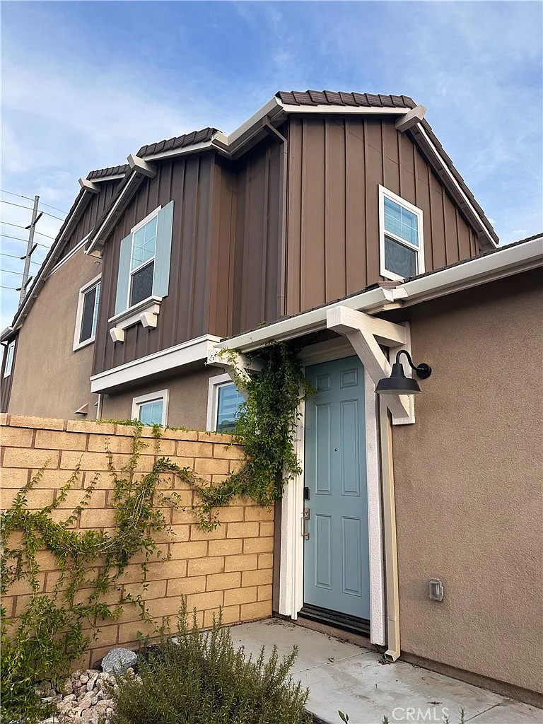 1 bed, 500 sqft, $1,700 — Photo 2