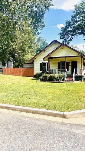 219 Beattie St Photo 1 219 Beattie St Photo 1