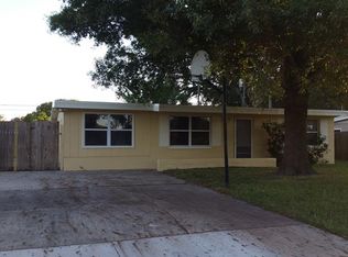 10984 106th Ave, Seminole, FL 33778