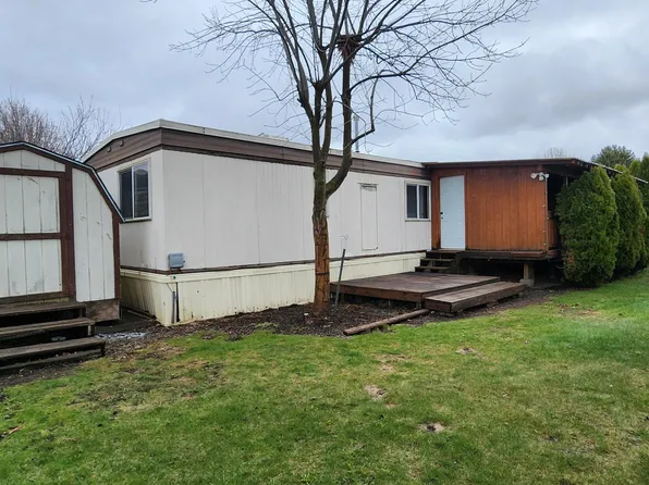 731 N Elm Rd Trailer 9, Post Falls, ID 83854