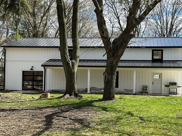 933 Mulberry St, Perrysburg, OH 43551