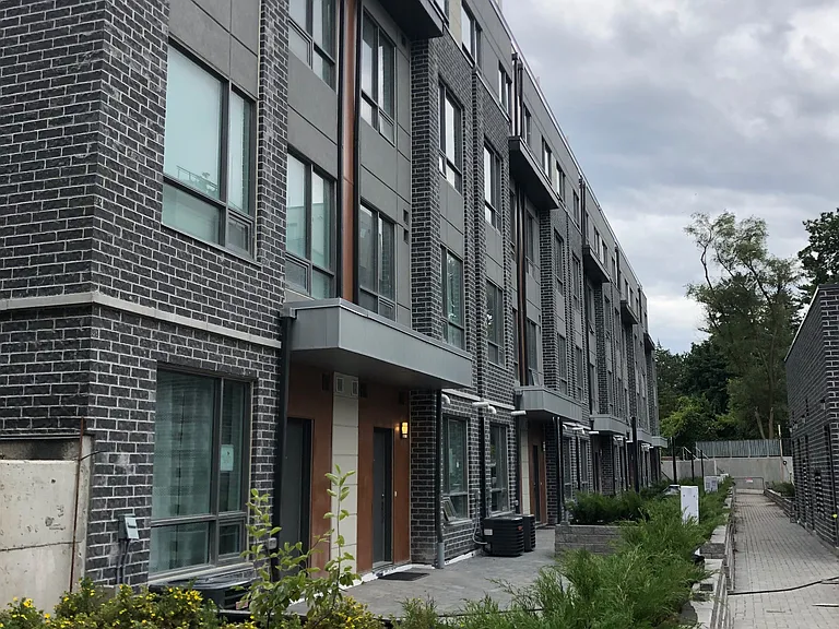 650 Atwater Ave #38 — Photo 1
