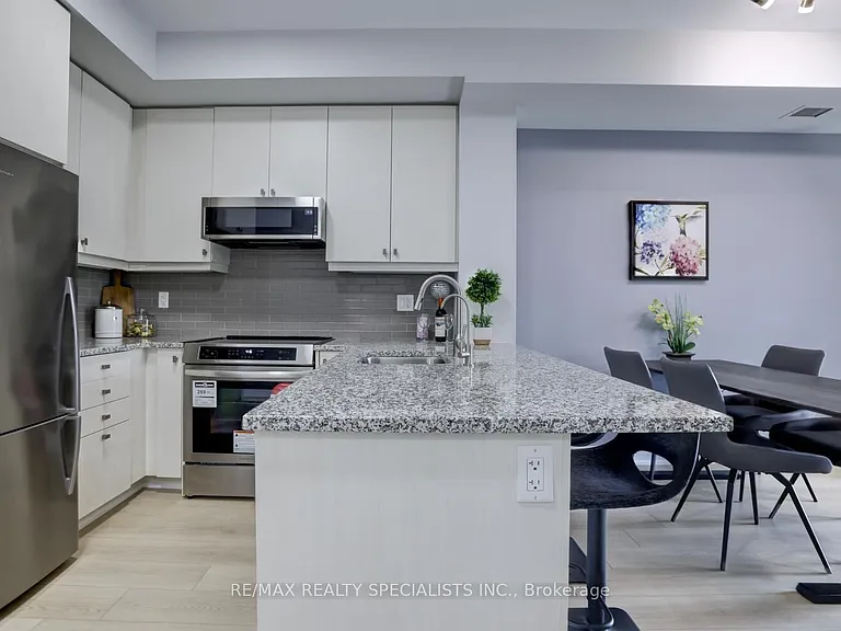 3170 Erin Mills Pkwy #122 — Photo 8