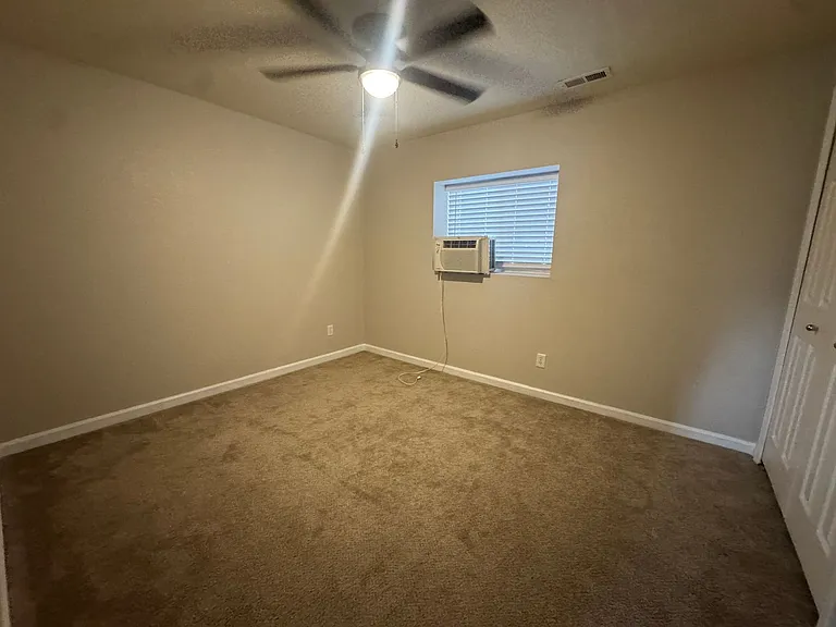 7126 Oxmoor Ln — Photo 25
