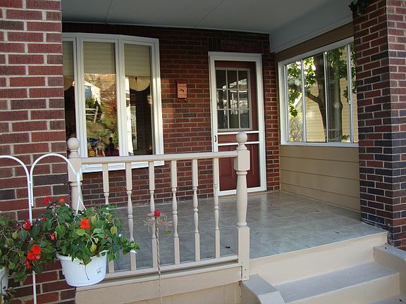 Ceramic+Brick Covered Porch