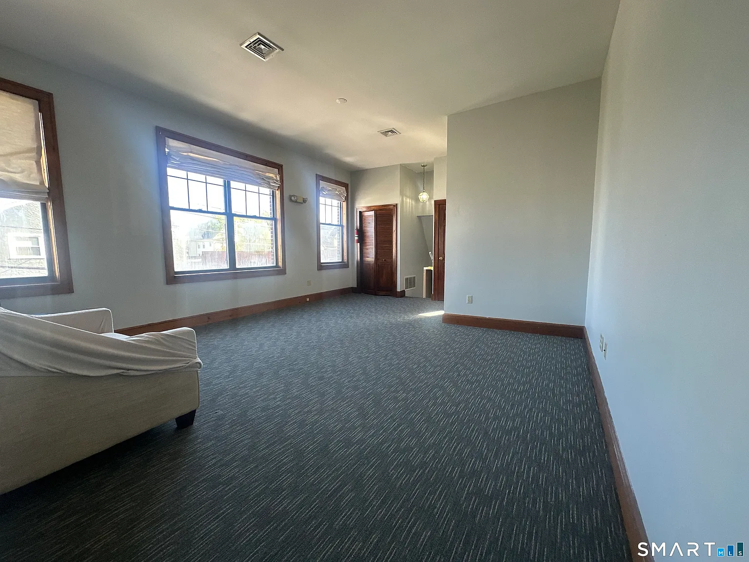 2 bed, 1.0 bath, 900 sqft, $2,100 — Photo 2