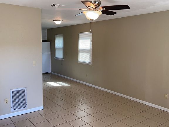 2nd image of 285 Dixie Dr APT D2