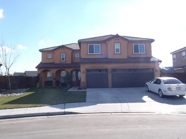 5588 E Pitt Ave, Fresno, CA 93727